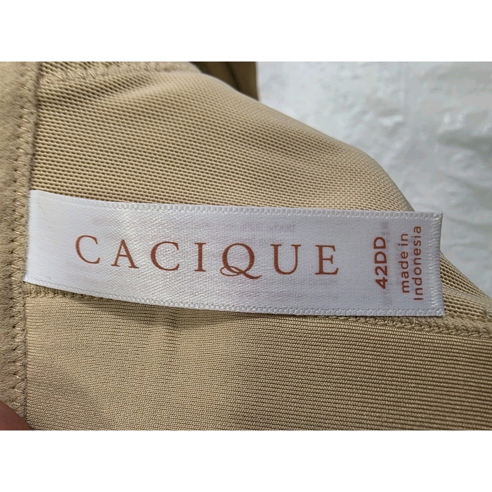 Cacique 42DD Bra Beige Lightly Lined Balconette Underwire Stretch Back Close